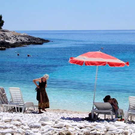Rooms By The Sea Hvar - 8785 ฮวาร์ ภายนอก รูปภาพ