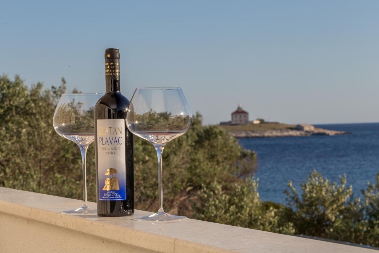 Rooms By The Sea Hvar - 8785 ฮวาร์ ภายนอก รูปภาพ